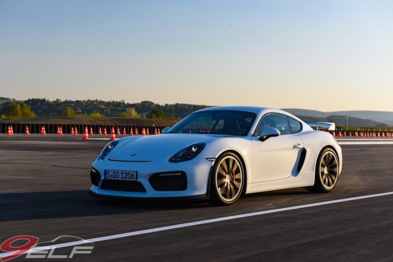 Porsche Cayman GT4