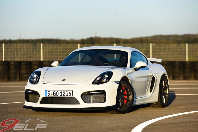 Porsche Cayman GT4