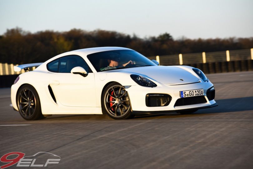 Porsche Cayman GT4