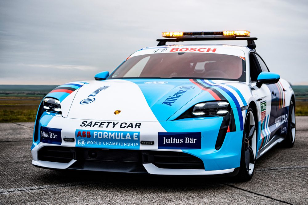 Porsche Taycan neues Safety Car der Formel E - 9ELF - Das Magazin für  Porsche-Enthusiasten